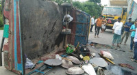14 killed in Sylhet truck-pickup collision