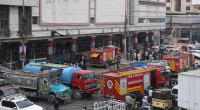 Shopping mall fire in Karachi kills at least 11 people