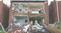 Tornadoes kill 25 in south-central US states
