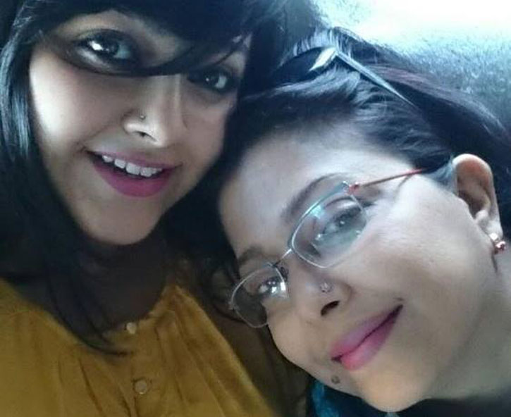 স্মৃতির ছবি: লামিয়া চৌধুরী ও পারভীন সুলতানা দিতি