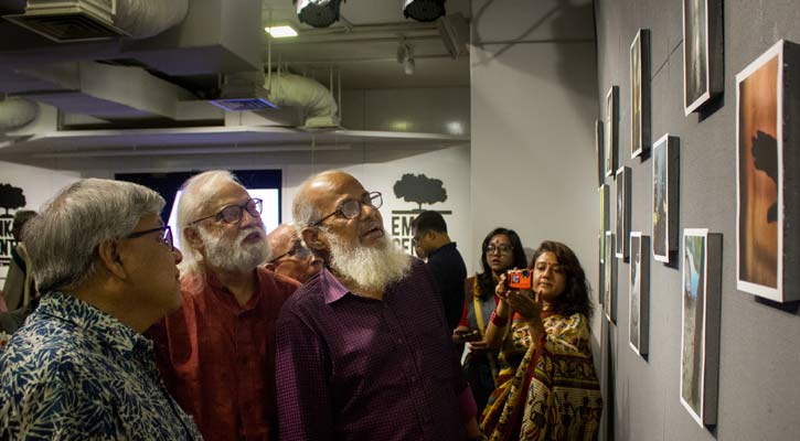 ‘আমার প্রামাণ্যীকরণ’ অনুষ্ঠানে অতিথিরা