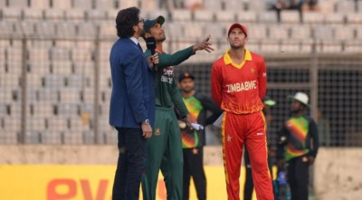 টসে হেরে ফিল্ডিংয়ে বাংলাদেশ
