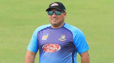 মেয়াদের সঙ্গে বেতনও বাড়ছে ডমিঙ্গোর