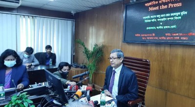 কাস্টমসে হয়রানির অভিযোগ লিখিতভাবে জানান