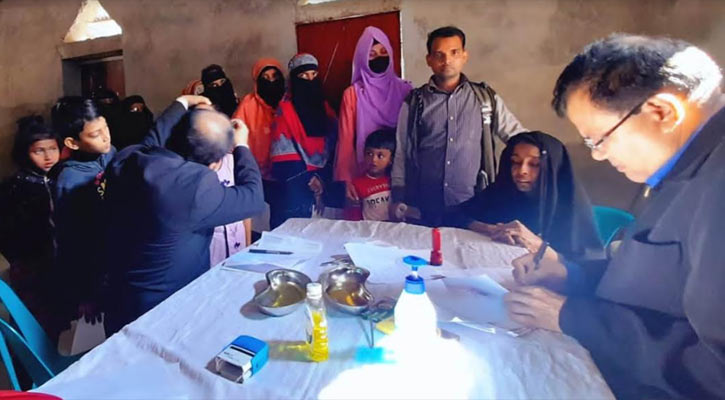 রাজাপুরে ফ্রি ডেন্টাল ক্যাম্প-ওষুধ বিতরণ