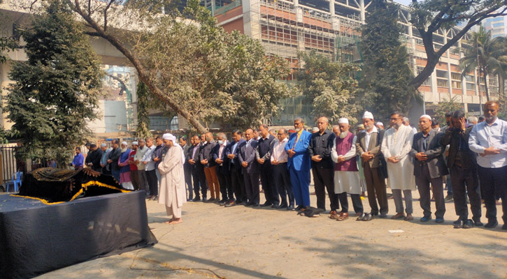 জাতীয় প্রেসক্লাবে সাংবাদিক আহসান উল্লাহর জানাজা অনুষ্ঠিত 