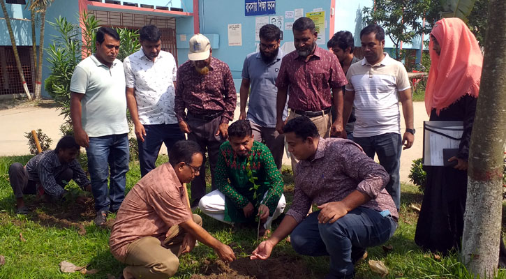 ভিক্টোরিয়া ক্যাম্পাসে বিরল উদ্ভিদের বাগান