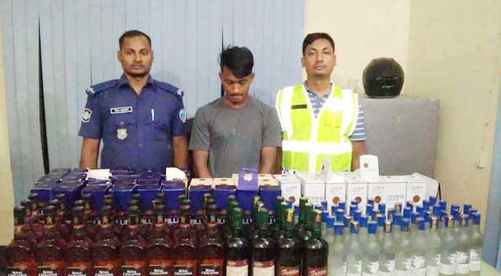 বিদেশি মদসহ মাদক সম্রাটের ভাই আটক