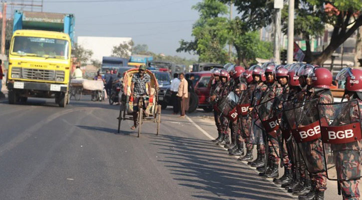 কুমিল্লায় ৪ প্লাটুন বিজিবি মোতায়েন 