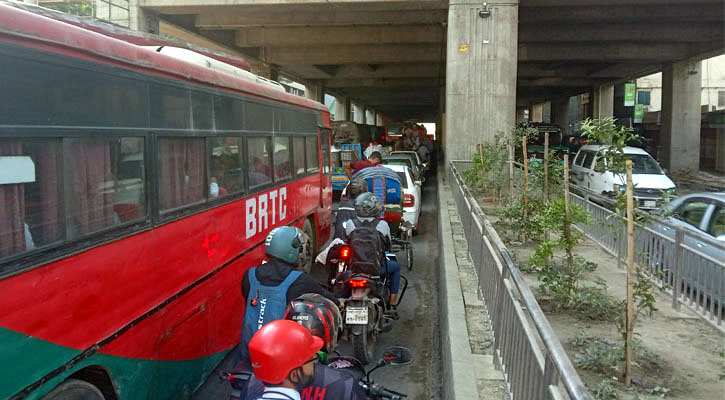 উত্তরা-বনানীর সড়কগুলোয় ব্যাপক চাপ