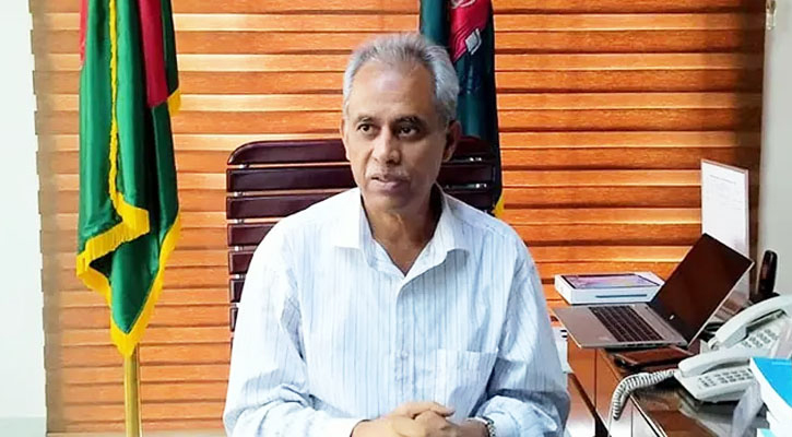কোন যুক্তিতে প্রশাসনে রদবদল করব: ইসি আলমগীর