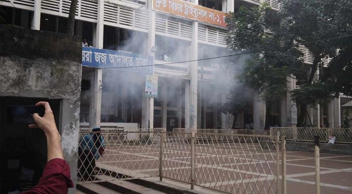 আদালত প্রাঙ্গণে ককটেল বিস্ফোরণ, যুবদল নেতা রিমান্ডে