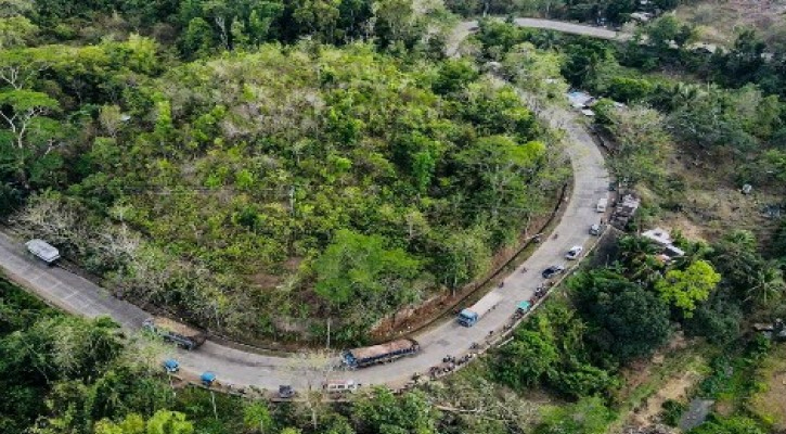 ফিলিপাইনে ট্রাক খাদে পড়ে ১৫ জন নিহত 