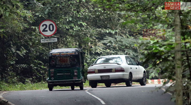 লাউয়াছড়ায় কেউ মানে না ২০ কিলোমিটার গতি 