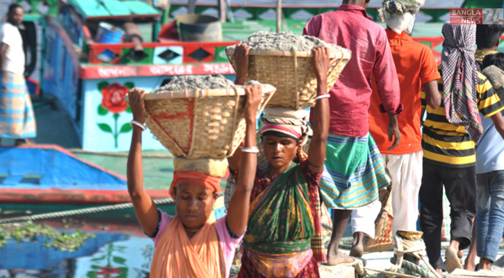 কর্মক্ষেত্রে নারীর সংগ্রাম