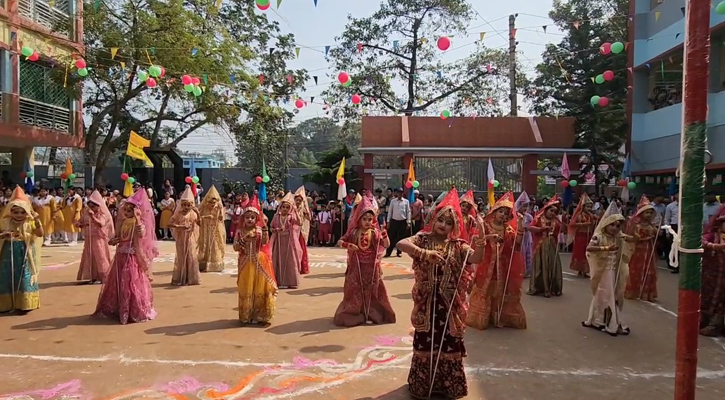 ভাইরাল সেই পুতুল নাচের কারিগর যে শিক্ষক