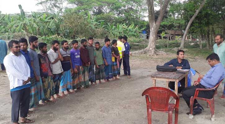 ভোলায় নিষেধাজ্ঞা অমান্য করে মাছ ধরায় ১১ জেলের কারাদণ্ড