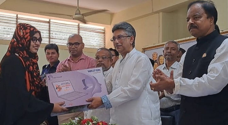 শেখ হাসিনার দয়ায় চিকিৎসা নিচ্ছেন খালেদা জিয়া: চিফ হুইপ