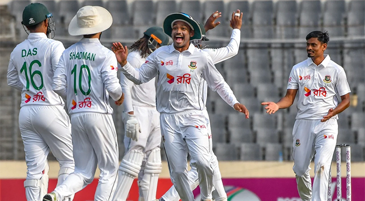আঁধারে শেষ হওয়া দিনে আলোহীন ছিলেন ব্যাটাররা