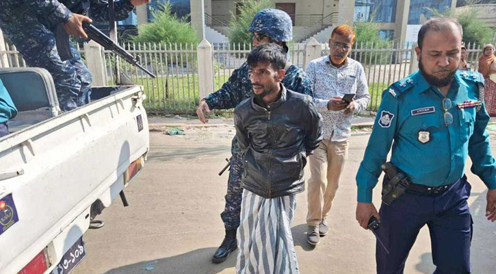 খুলনার শীর্ষ সন্ত্রাসী ‘চিংড়ি পলাশ’ স্ত্রীসহ গ্রেপ্তার
