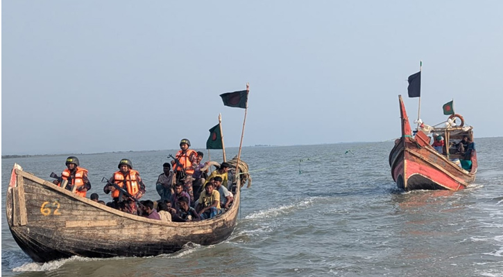 রোহিঙ্গাবোঝাই নৌকাডুবি, বিজিবি সদস্যসহ নিখোঁজ অনেকেই