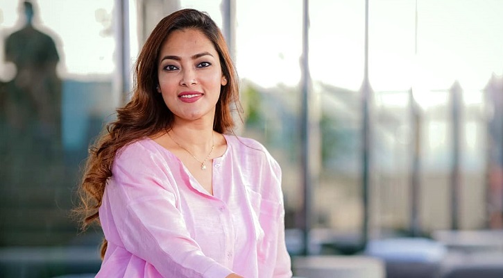 ক্যান্সারে ভুগছেন উপস্থাপিকা সামিয়া আফরিন