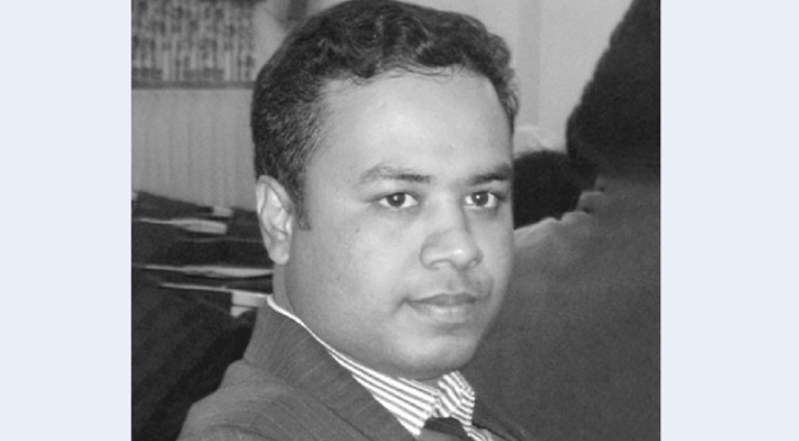 সেনাবাহিনীকে বিতর্কের ঊর্ধ্বে রাখতে হবে