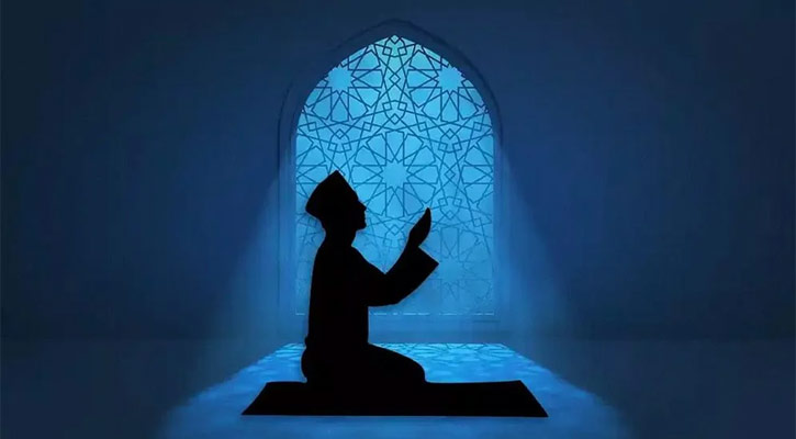 আজ পবিত্র লাইলাতুল কদর