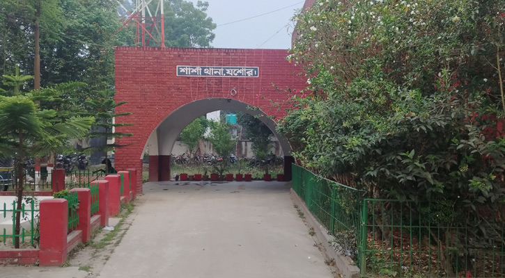 চাঁদরাতে শার্শা সীমান্তে যুবককে পিটিয়ে হত্যা 