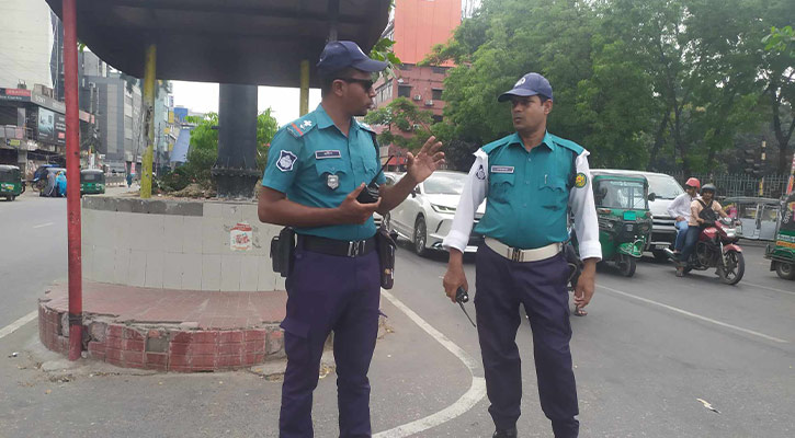 ‘যখন বাড়ি যাই, তখনই আমাদের ঈদ’