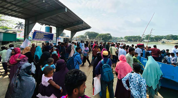 মজুচৌধুরীর হাট লঞ্চঘাটে কর্মস্থলে ফেরা মানুষের ভিড়