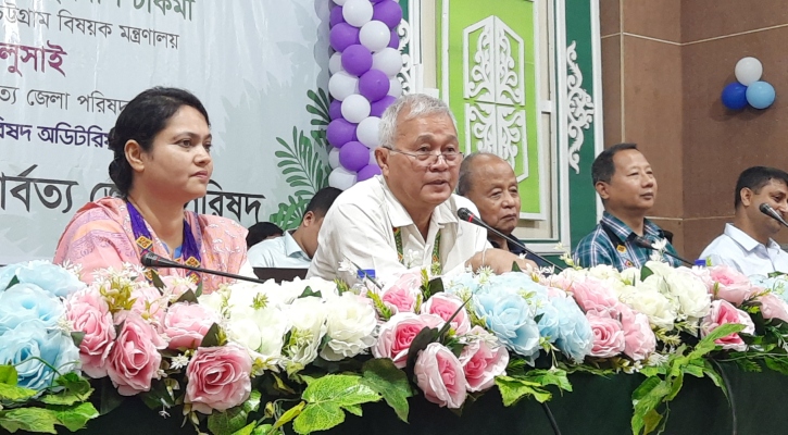 উদ্যোক্তাদের সহযোগিতায় সবাইকে এগিয়ে আসতে হবে: উপদেষ্টা সুপ্রদীপ চাকমা
