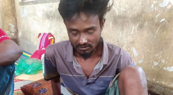 সুন্দরবনে দুই পক্ষের গোলাগুলি, কাঁকড়া ধরতে গিয়ে যুবক গুলিবিদ্ধ