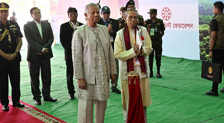 নানা মত-ধর্মের মধ্যেও আমরা সবাই এক পরিবার: প্রধান উপদেষ্টা