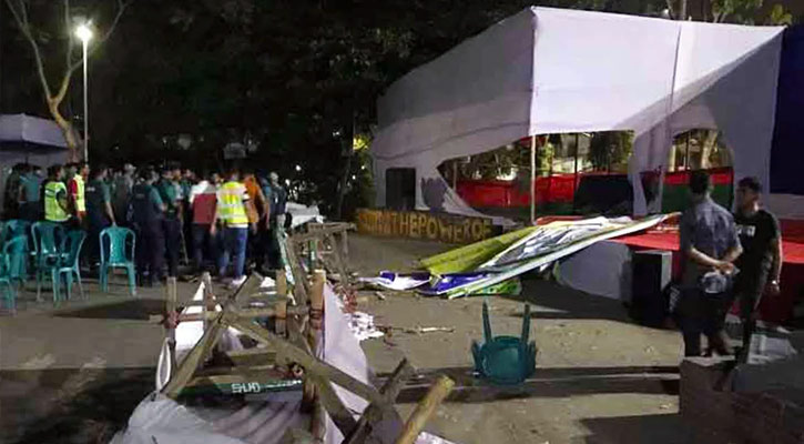 ডিসি হিলে বর্ষবরণ অনুষ্ঠানের মঞ্চ ভাঙচুর, আটক ৬