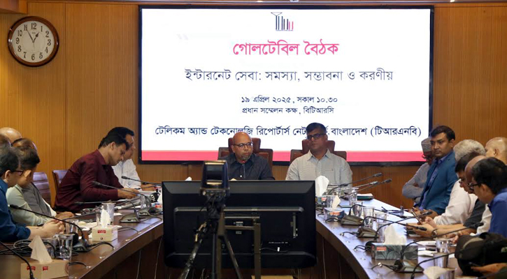 ‘জুনের মধ্যেই টেলিযোগাযোগ নেটওয়ার্ক ও লাইসেন্সিং কাঠামো’