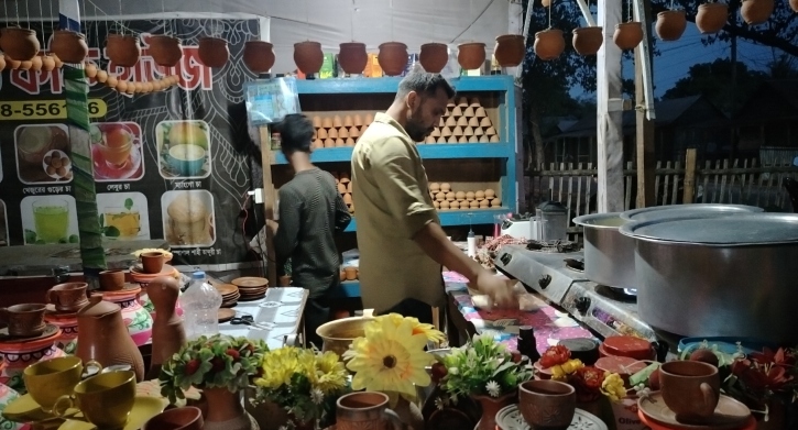 দিনে ২০০ কাপ চা বিক্রি করেন রুবেল!
