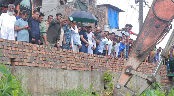 জলাবদ্ধতা নিরসনে সম্মিলিতভাবে কাজ করার আহ্বান 