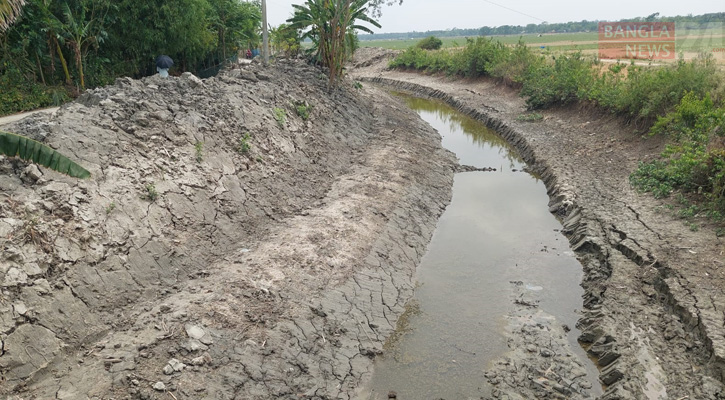চড়া নদী খননে লুটপাট, নেপথ্যে আ. লীগের দোসররা