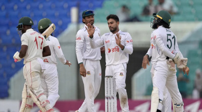 মিরাজের ডাবল ম্যাজিক, বাংলাদেশের সম্মান রক্ষা চট্টগ্রামে