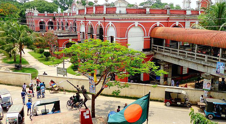 শামা ওবায়েদের গাড়িবহরে হামলা: ফরিদপুরে ১৮ আ.লীগ নেতাকর্মী কারাগারে 