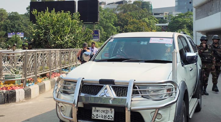 খালেদা জিয়ার আগমন: বিএনপি নেতাদের বিমানবন্দরের ভিআইপি গেটে প্রবেশে বাধা