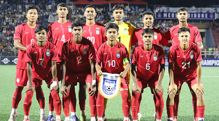 ফ্লাইট জটিলতা শেষে নিরাপদে ঢাকায় যুবা দল