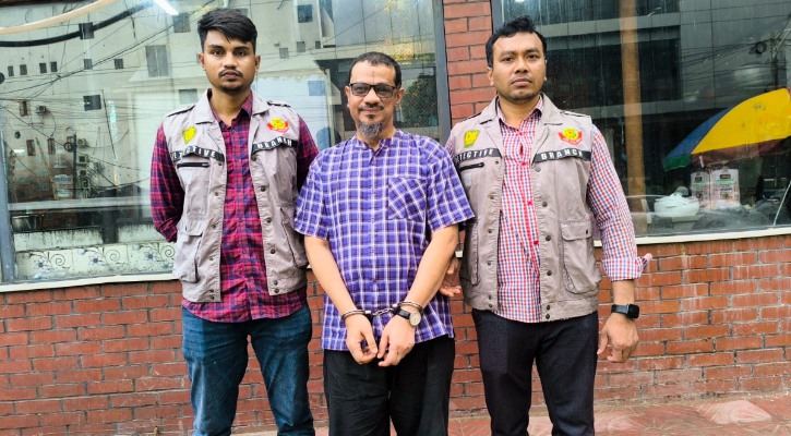 আমুর খালাতো ভাই গ্রেপ্তার