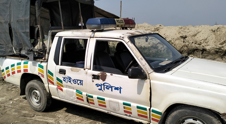 ভৈরবে ট্রাকচাপায় নিহত ২, আহত ১০