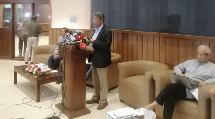 নির্বাচন-সংস্কারের মধ্যে কল্পিত বিরোধ তৈরির চেষ্টা চলছে: আলী রীয়াজ