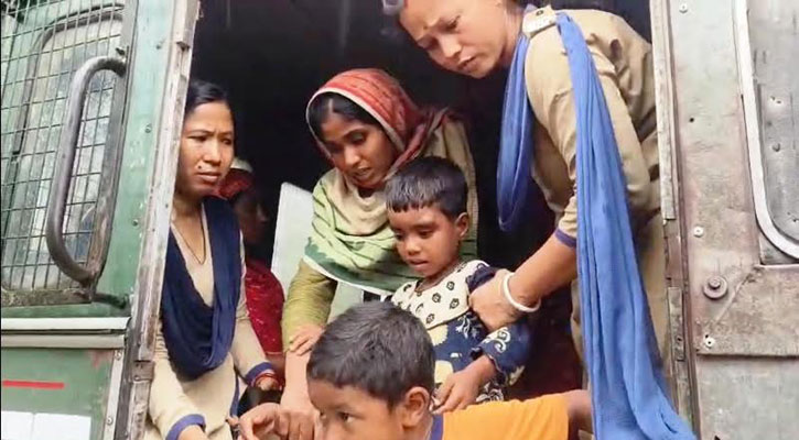 অনুপ্রবেশের অভিযোগে পশ্চিমবঙ্গে ২৮ বাংলাদেশি আটক