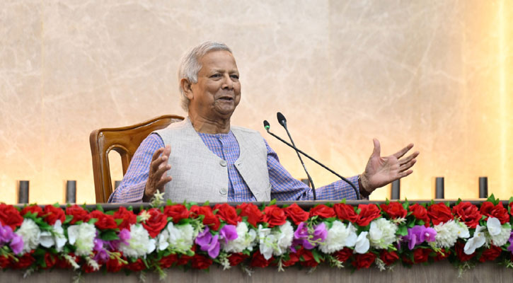 প্রধান উপদেষ্টার লন্ডন সফরে পাচারের অর্থ