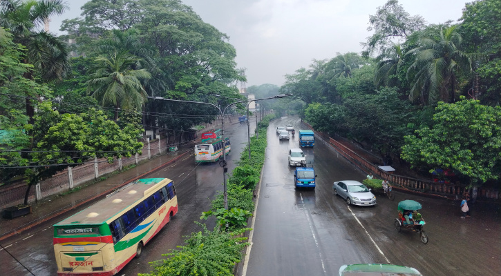 ঘরমুখো মানুষ, ফাঁকা হচ্ছে ঢাকা