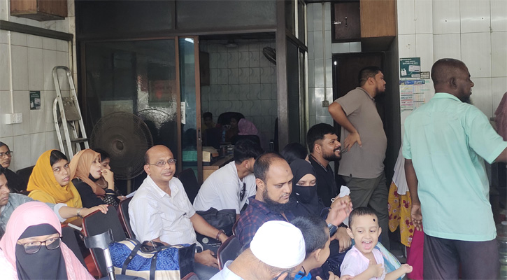 শিডিউল বিপর্যয়, ঈদযাত্রায় দুর্ভোগ যাত্রীদের
